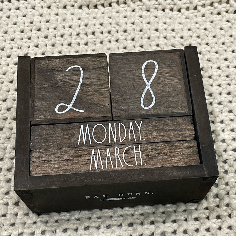 Raw Dunn Block Calendar